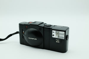 Olympus XA 2 W/A11 Flash - Excellent Cond